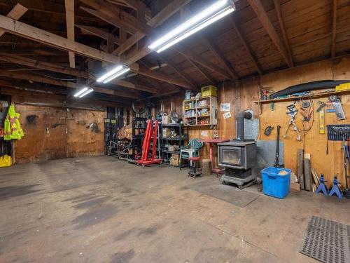 1920 Pinegrove Road, Barriere, BC - Indoor Photo Showing Basement