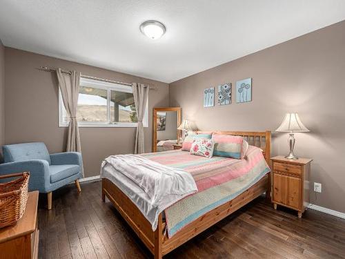 1276 Heustis Drive, Ashcroft, BC - Indoor Photo Showing Bedroom