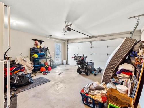 2145 Grasslands Blvd, Kamloops, BC - Indoor Photo Showing Garage