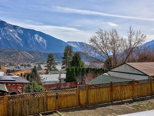 828 Eagleson Cres, Lillooet, BC - Outdoor