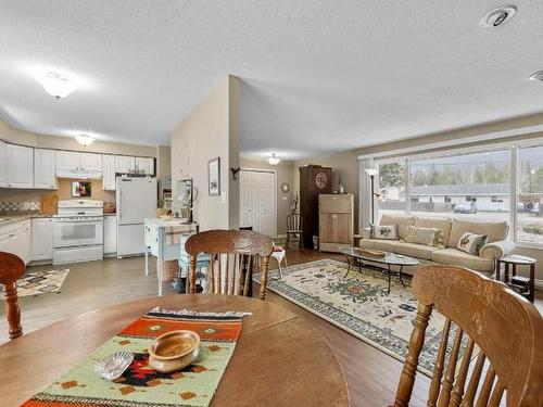 1214 Thompson Drive, Clearwater, BC - Indoor