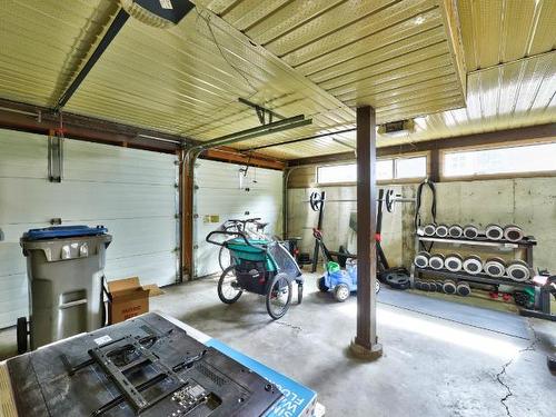 2485 Skeena Drive, Kamloops, BC - Indoor Photo Showing Garage