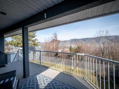 2346 Qu'Appelle Blvd, Kamloops, BC - Outdoor With Exterior