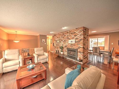 745 Soldier Road, Kamloops, BC - Indoor Photo Showing Living Room With Fireplace