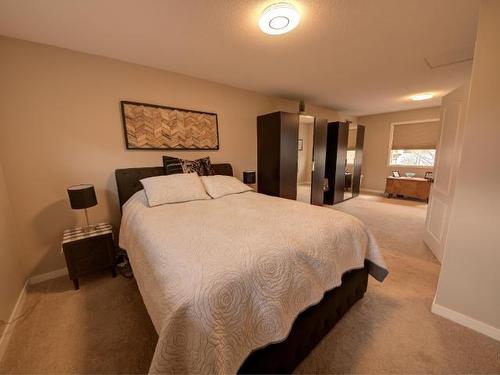 745 Soldier Road, Kamloops, BC - Indoor Photo Showing Bedroom