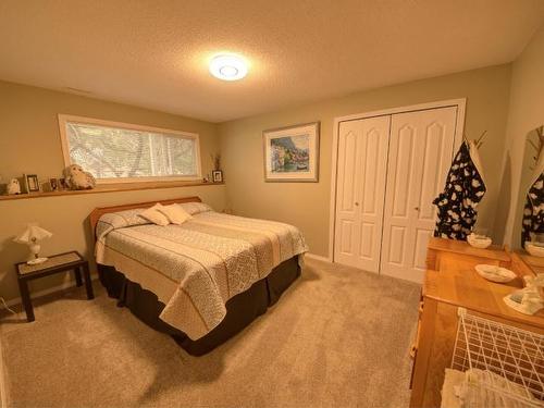 745 Soldier Road, Kamloops, BC - Indoor Photo Showing Bedroom