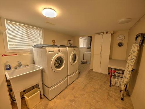745 Soldier Road, Kamloops, BC - Indoor Photo Showing Laundry Room