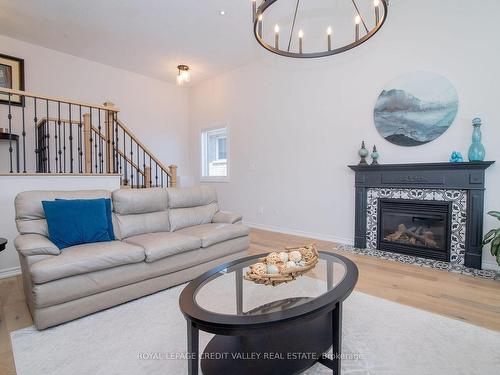 34 Esther Dr, Barrie, ON - Indoor Photo Showing Living Room With Fireplace