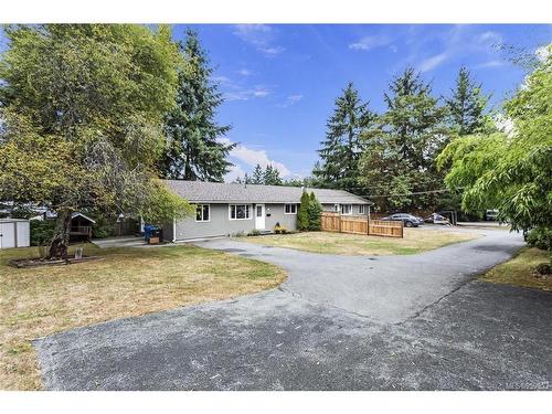 5655/5657 Metral Dr, Nanaimo, BC - Outdoor