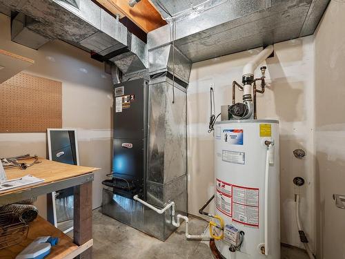1665 Trumpeter Cres, Courtenay, BC - Indoor Photo Showing Basement