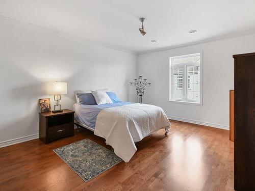Chambre Ã  coucher principale - 106-75 Rue Hubert-Aquin, Blainville, QC - Indoor Photo Showing Bedroom