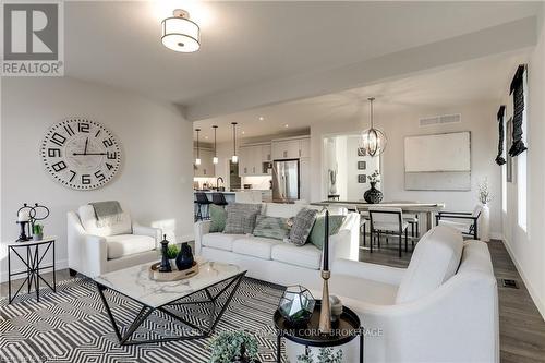 2583 Buroak Dr, London, ON - Indoor Photo Showing Living Room