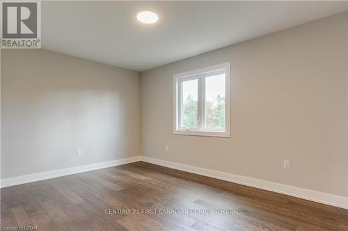 5 - 297 Whiting Street, Ingersoll, ON - Indoor Photo Showing Other Room