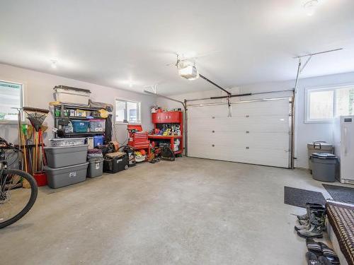 106E N. Thompson Highway E, Clearwater, BC - Indoor Photo Showing Garage