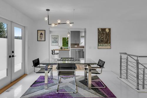 2688 Copper Ridge Drive, West Kelowna, BC - Indoor Photo Showing Dining Room