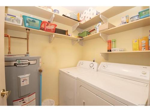 3-5131 Gertrude St, Port Alberni, BC - Indoor Photo Showing Laundry Room