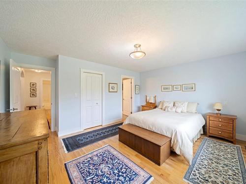 3048 Phillips Rd, Sooke, BC - Indoor Photo Showing Bedroom