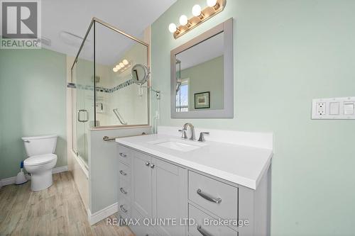 768 Melville Road, Prince Edward County, ON - Indoor Photo Showing Bathroom