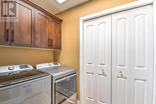 351 Hummingbird Avenue, Vernon, BC - Indoor Photo Showing Laundry Room