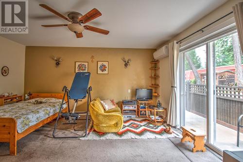 351 Hummingbird Avenue, Vernon, BC - Indoor Photo Showing Bedroom