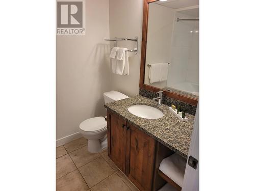 4200 Lakeshore Drive Unit# 331, Osoyoos, BC - Indoor Photo Showing Bathroom