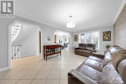 70 Lime Dr, Vaughan, ON - Indoor Photo Showing Living Room
