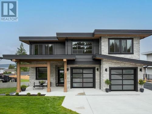 3545 Selkirk Ave, Powell River, BC - Outdoor With Facade