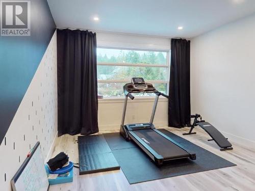 3545 Selkirk Ave, Powell River, BC - Indoor Photo Showing Gym Room
