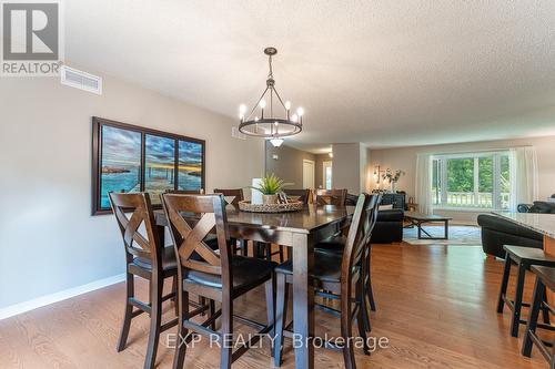 168 Queens Bush Drive, Meaford, ON - Indoor Photo Showing Dining Room