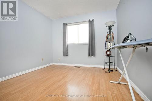 216 Colborne St N, Bradford West Gwillimbury, ON - Indoor Photo Showing Other Room