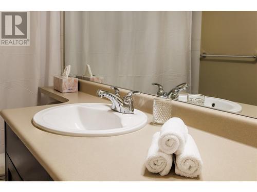 1089 Sunset Drive Unit# 416, Kelowna, BC - Indoor Photo Showing Bathroom