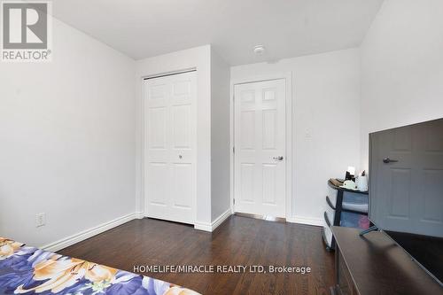 53 Ingleside Cres, Kitchener, ON - Indoor Photo Showing Bedroom