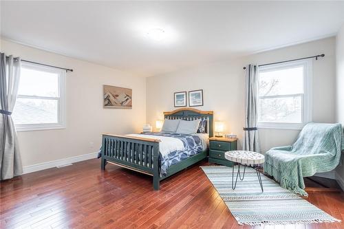 13 Byrne Boulevard, St. Catharines, ON - Indoor Photo Showing Bedroom