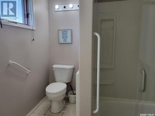 580 Birch Crescent, Carrot River, SK - Indoor Photo Showing Bathroom