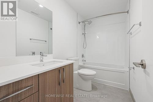 #15 -15 Brenthall Ave, Toronto, ON - Indoor Photo Showing Bathroom