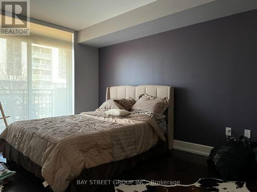 211 - 650 Sheppard Avenue E, Toronto, ON - Indoor Photo Showing Bedroom