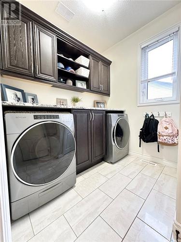 30 Shields Place, Weyburn, SK - Indoor Photo Showing Laundry Room