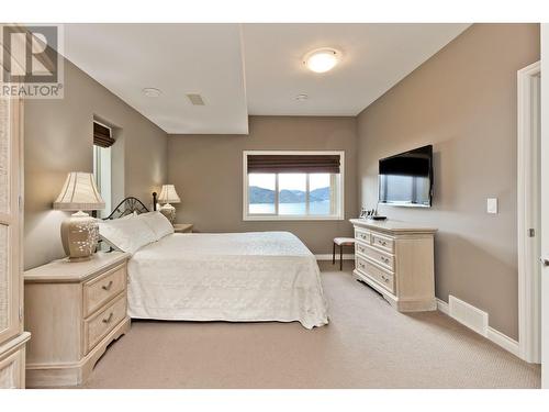 5165 Trepanier Bench Road Unit# 239, Peachland, BC - Indoor Photo Showing Bedroom