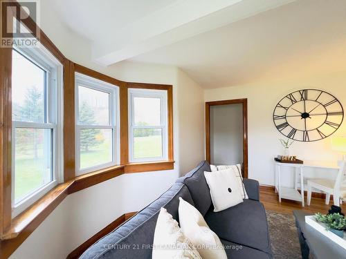 Livingroom with Bay Window - 4025 Union Road, Central Elgin (Port Stanley), ON - Indoor