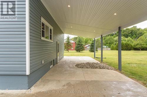 4025 Union Road, Central Elgin (Port Stanley), ON - Outdoor With Deck Patio Veranda With Exterior