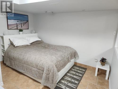 118 Catalpa Crescent, Vaughan, ON - Indoor Photo Showing Bedroom