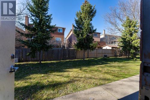 4-5 - 531 Atkinson Avenue, Vaughan (Uplands), ON 