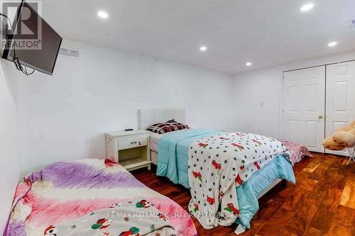 141 Ardagh Road, Barrie, ON - Indoor Photo Showing Bedroom