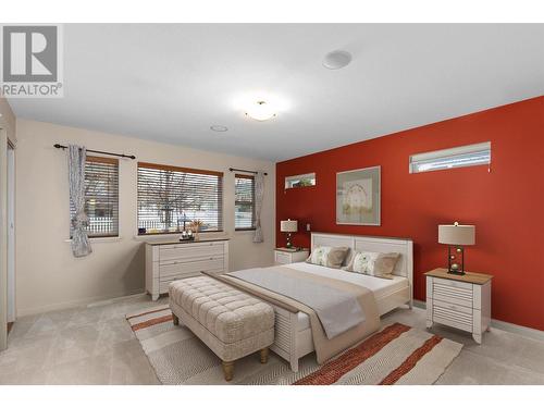 315 Quilchena Drive, Kelowna, BC - Indoor Photo Showing Bedroom