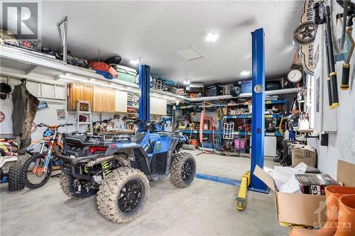 3095 Duquette Road, Clarence-Rockland, ON - Indoor Photo Showing Garage