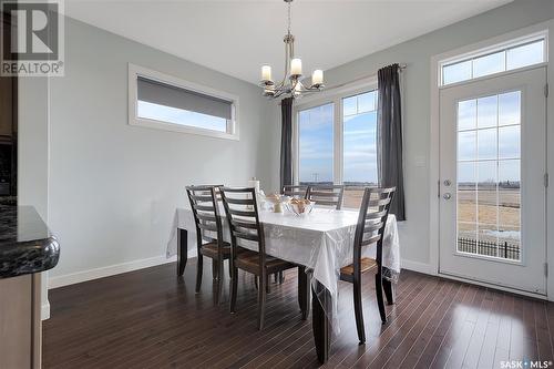 7510 Lilac Place, Regina, SK - Indoor Photo Showing Dining Room