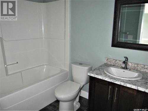 282 15Th Street, Battleford, SK - Indoor Photo Showing Bathroom