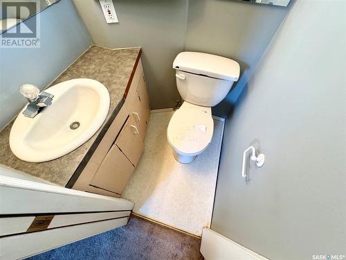 223 Nicoll Avenue, Regina Beach, SK - Indoor Photo Showing Bathroom