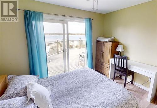 56 Silversides Point Drive, Northern Bruce Peninsula, ON - Indoor Photo Showing Bedroom