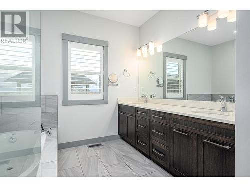 8700 Hofer Drive, Coldstream, BC - Indoor Photo Showing Bathroom
